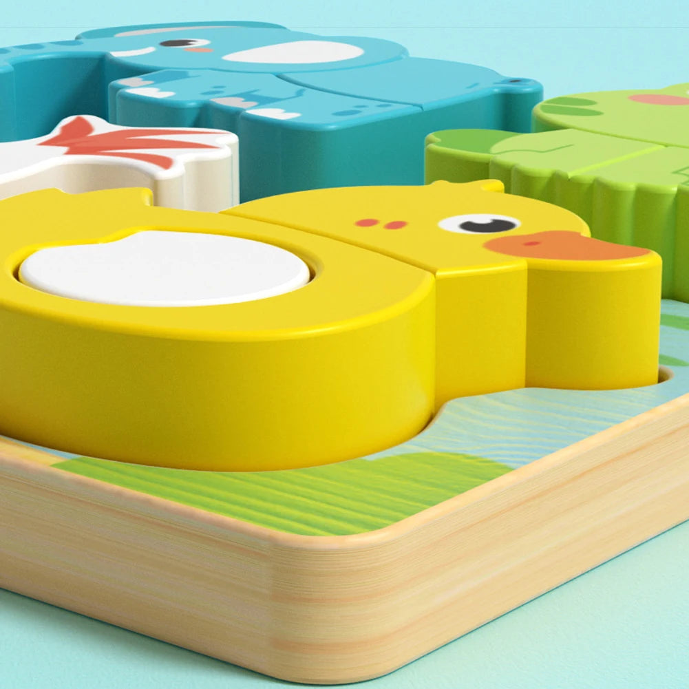 Puzzle din lemn in formă de animăluțe